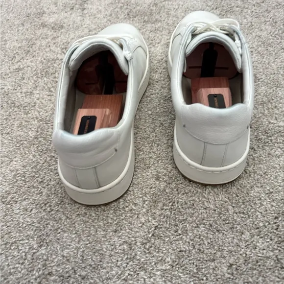 EUC - Allen Edmonds Barnes Lace Up Leather Sneakers - Size 11.5. Original $350