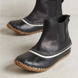 EUC Sorel Out &amp; About Chelsea Women’s Waterproof Snow Boots, Size 7.5