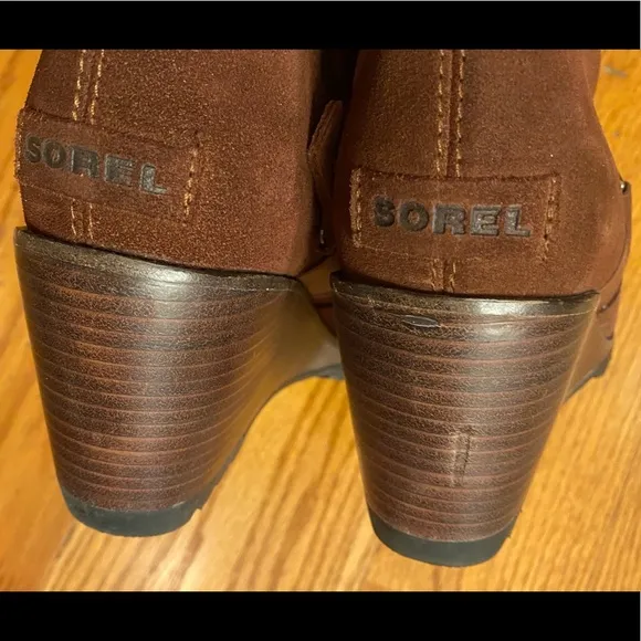 EUC Sorel Waterproof Boots, Brown