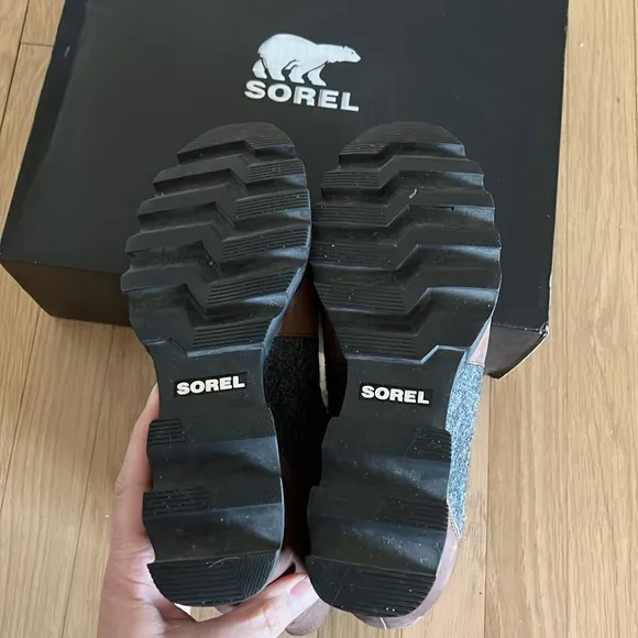 EUC Sorel Wedge Koan of Arctic boots, Sz 10