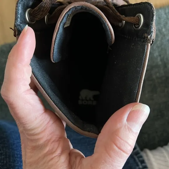 EUC Sorel Wedge Koan of Arctic boots, Sz 10
