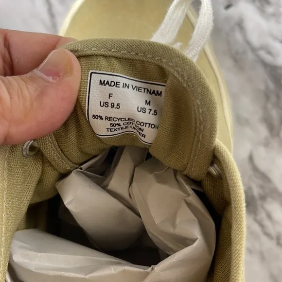 Everlane Forever sneakers lace up canvas comfort sneaker shoes green 7.5