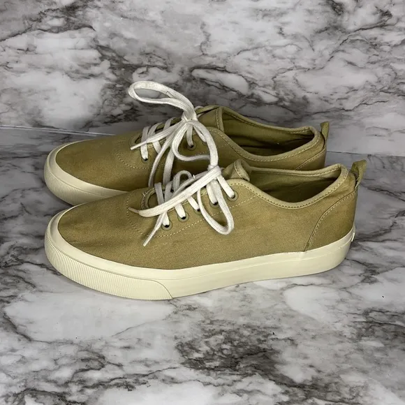 Everlane Forever sneakers lace up canvas comfort sneaker shoes green 7.5