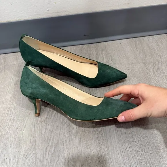 Everlane Heels The Editor Kitten Heel in Green Suede