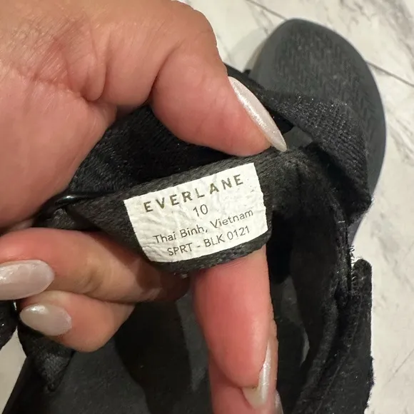 Everlane Sandals Women size 10 The ReNew Shoes Black Strappy Comfort Walking