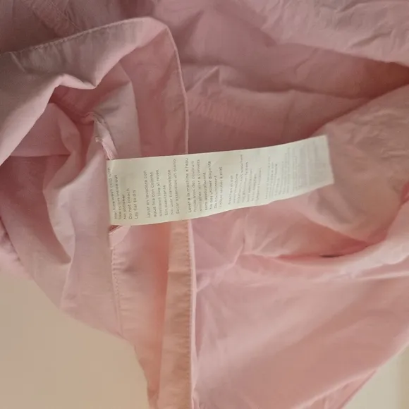 Fabletics Oversized Flyweight Windbreaker in &quot;Pretty Pink&quot; Size L