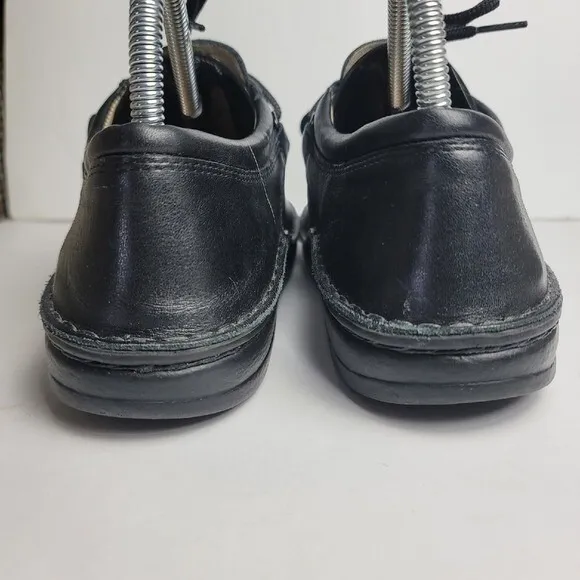Finn Comfort Black Flat Shoes  Germany Sz 37 US 6.5 NWOT
