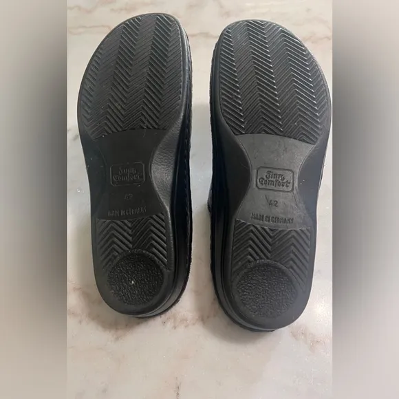 FINN COMFORT Venice Clogs Slides Mules 42 / 11 - 11.5 Black Croc Patent Leather