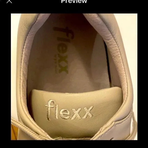 FLEXX 8WW COMFORT SHOES.  NEW