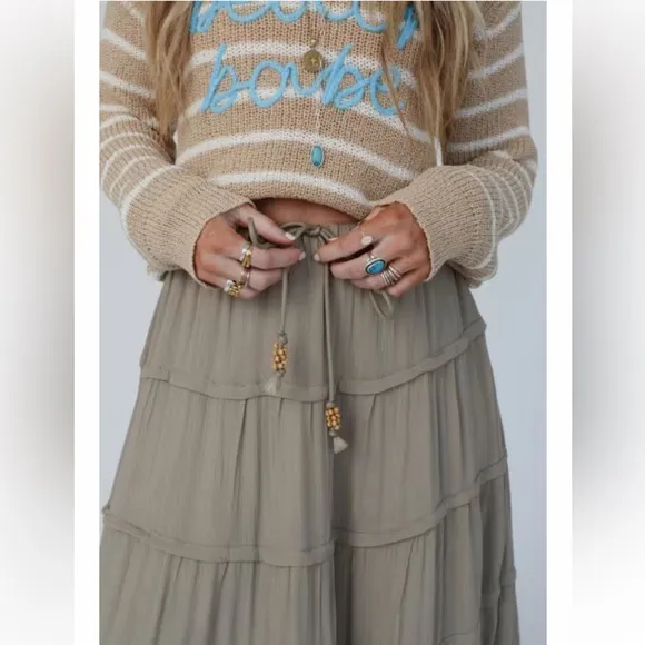 FREE FLOW TIERED MAXI SKIRT NWT Boutique