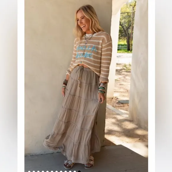 FREE FLOW TIERED MAXI SKIRT NWT Boutique