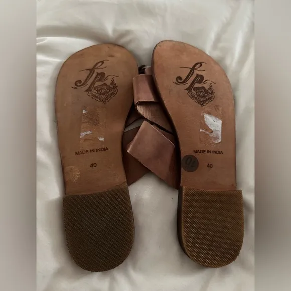 Free People Abilene Toe Loop Sandals
