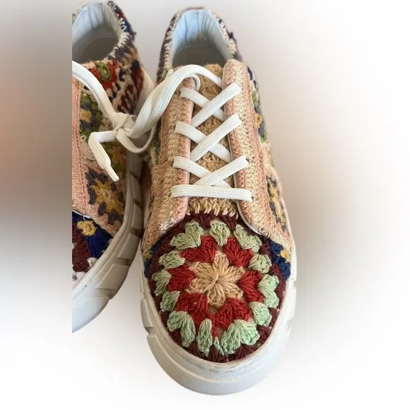 Free People Catch Me If You Can Crochet Flower Sneaker EU 40 US 10 New JB