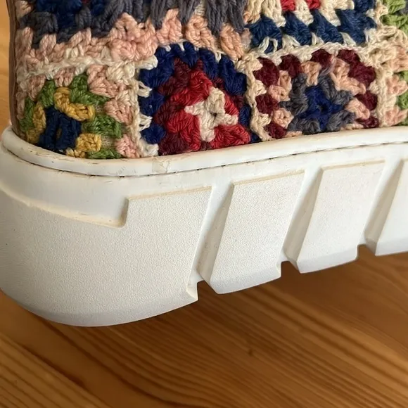 Free People Catch Me If You Can Crochet Flower Sneaker EU 40 US 10 New JB