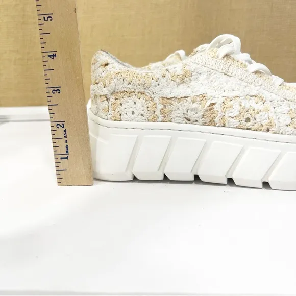 Free People Catch Me if You Can Sneaker in Blush Combo Lugged Sole Size 37