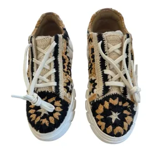 Free People Davis Crochet Sneakers Natural Black Beige Size 37 NWOT