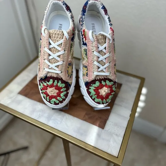 Free People NWB size‎ EU 38 Catch me if you can crochet platform sneakers