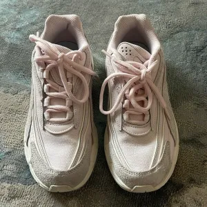 Free People Puma Teveris Nitro Sneakers. NEW
