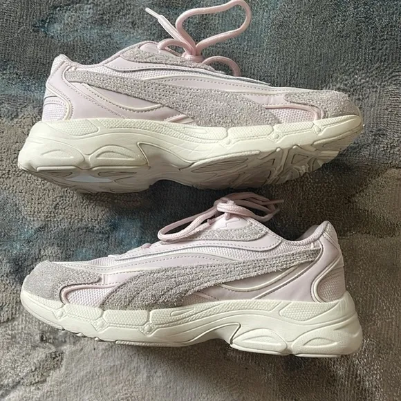 Free People Puma Teveris Nitro Sneakers. NEW