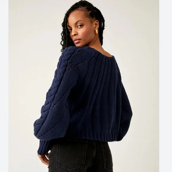 FREE PEOPLE SandrePullover OB1757383 Blue size Medium M NWOT $148
