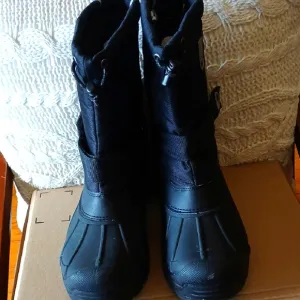 Free Soldier Boots Waterproof Size 8 .