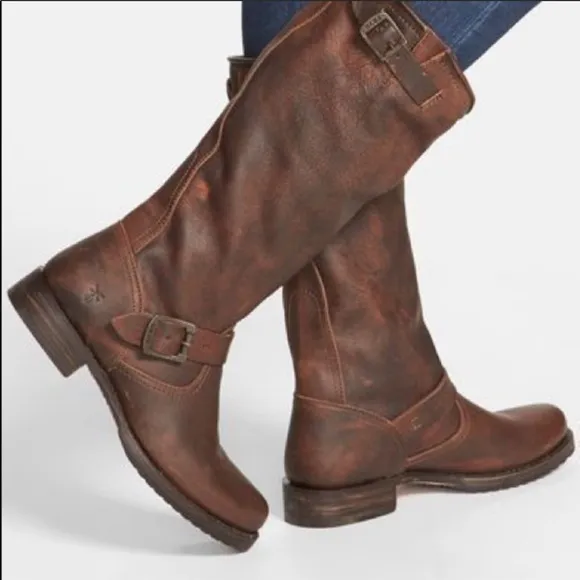 Frye slouchy brown distressed leather pullon boots