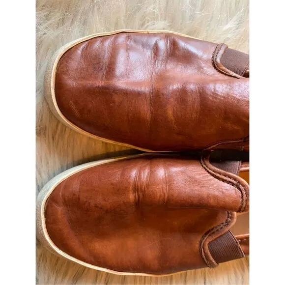 Frye Ivy Slip On Comfort Sneakers, Women's size 6.5 Cognac, Distressed leather