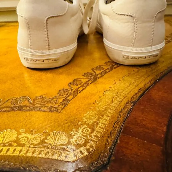 GANT Brandy Melville Womens Rugger Leather White Tennis Sneaker Walking Size 8.5