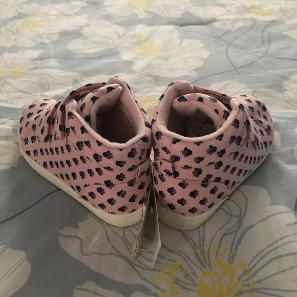 GAP DISNEY MINNIE MOUSE HIGH TOP SNEAKERS Size 10