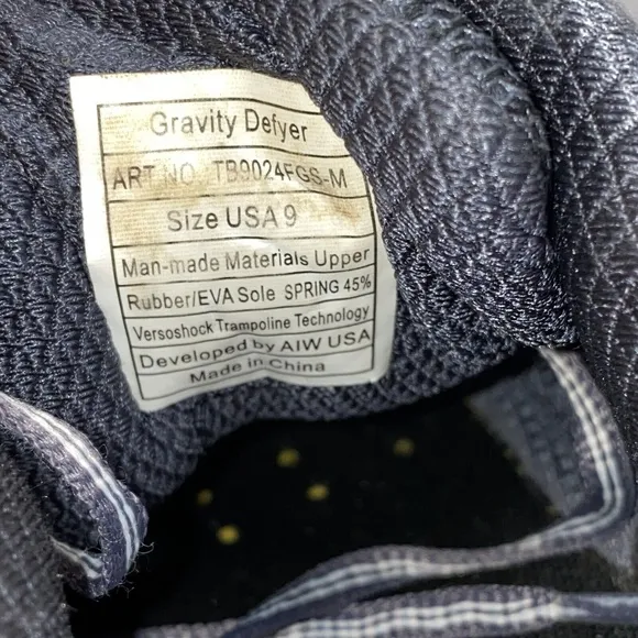 gDefy Gravity Defyer Mighty Walk Walking Shoes Men's Size 9 TB9024MGS-XW Gray
