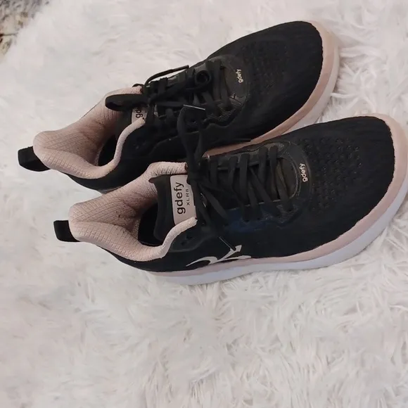 GDEFY Gravity Defyer XLR8 Comfort Black &amp; Pink Running Support Shoes Women's 8.5