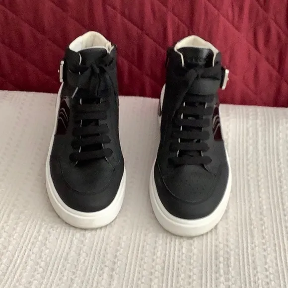 Geox high sneakers size 8