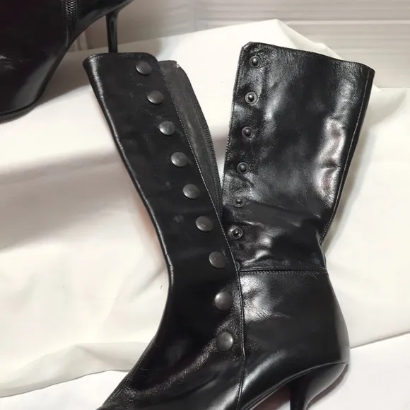 Giannagi leather boots with double opening: buttons &amp; zipper. Made in Italy.EUC