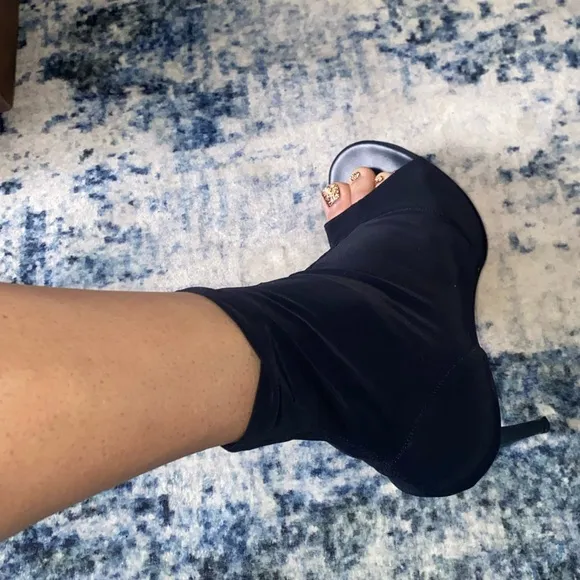 Gianvito Rossi Blue Peep Toe Boots