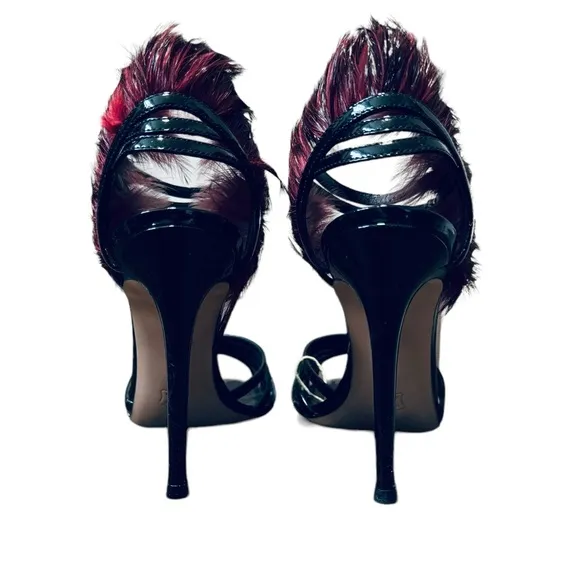 GIANVITO ROSSI***Black Patent Heels w/Feathers***US 7 $950