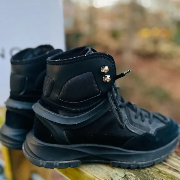 GIVENCHY High-Top Sneakers