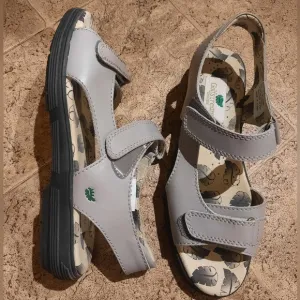 Golfstream Shoes Two Strap Leather Comfort Sandals - Size 10 - Grey‎ Gray