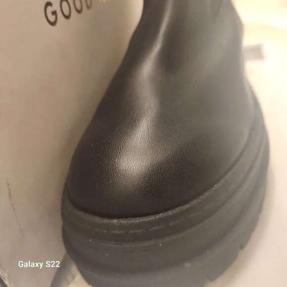 Good American Womens Booties Chunky Combat Black Leather Sz 7.5 NEW GAO36V-X