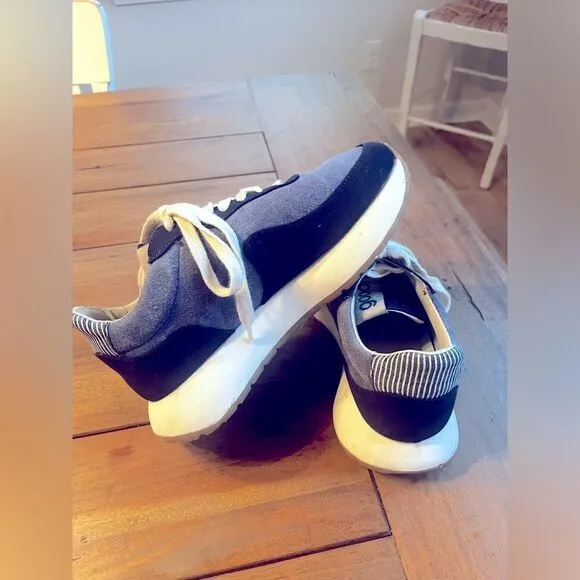 GOODNEWS KOOK SNEAKER IN NAVY, low-top runner US 9/7.5 EUR 40 Made in Portugal