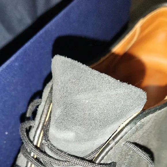 Gray Suede Oxford Shoes with Closed Lacing