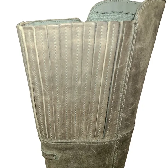 Grey Northface Camryn Boots