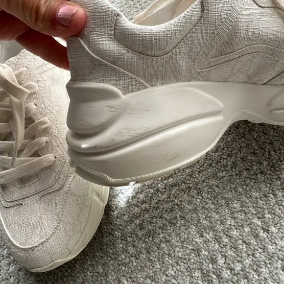 GUCCI Women's GG Rhyton Sneaker in White 8.5 US