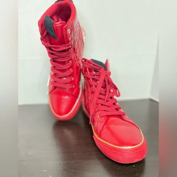 GUESS RED FAUX LEATHER HIGH TOP SNEAKERS FOR MEN SIZE 7.5 US.