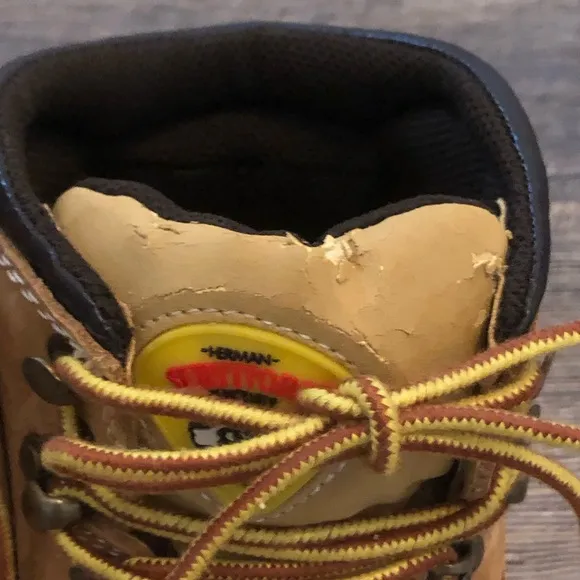 Herman Survivor Steel Toe Waterproof Boots men’s 6.5 worn once EUC