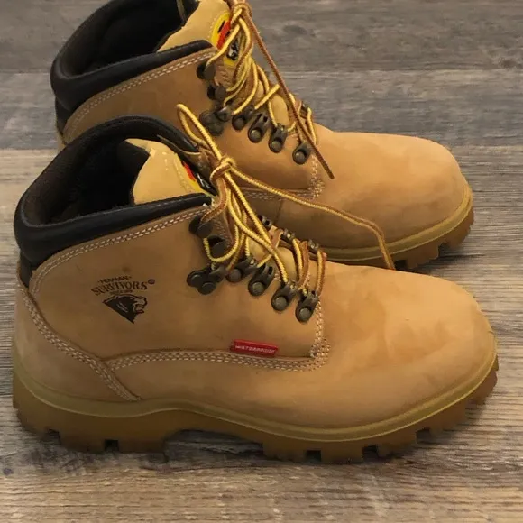 Herman Survivor Steel Toe Waterproof Boots men’s 6.5 worn once EUC