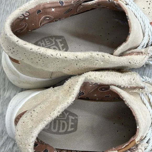 Hey Dude Wendy Peak Fold Boot Suede Tan Walking Shoes