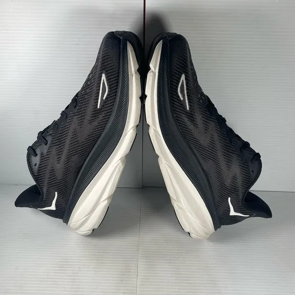 Hoka Clifton 9 Men's Black Running Shoes