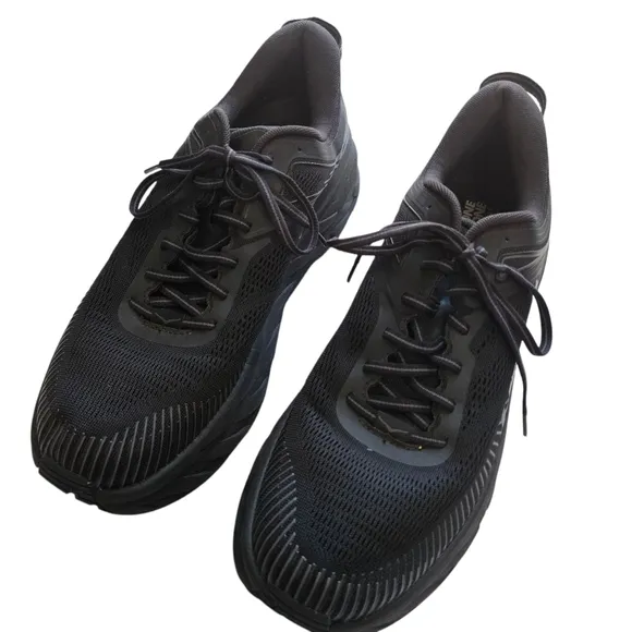 Hoka One One Men's Black Max Cushioned Bondi 7 Athletic Shoes