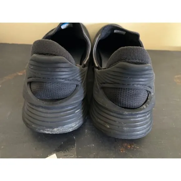 Hoka One One Mens Slip-On Recovery Shoes Size 12 Black Mesh &amp; Rubber Sole Lightw
