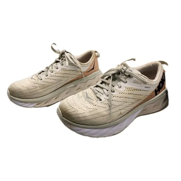 Hoka One One Womens Arahi 4 Gray Running Shoes, Size: 7.5 Pre-Owned Comfort